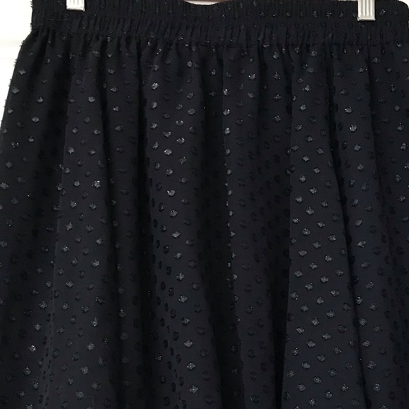 Asymmetrical navy skirt with sparkly polka dots - Picture 2 of 6